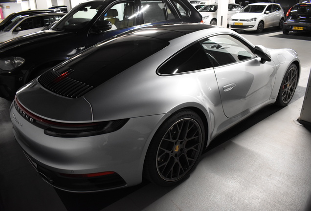 Porsche 992 Carrera 4S MkI