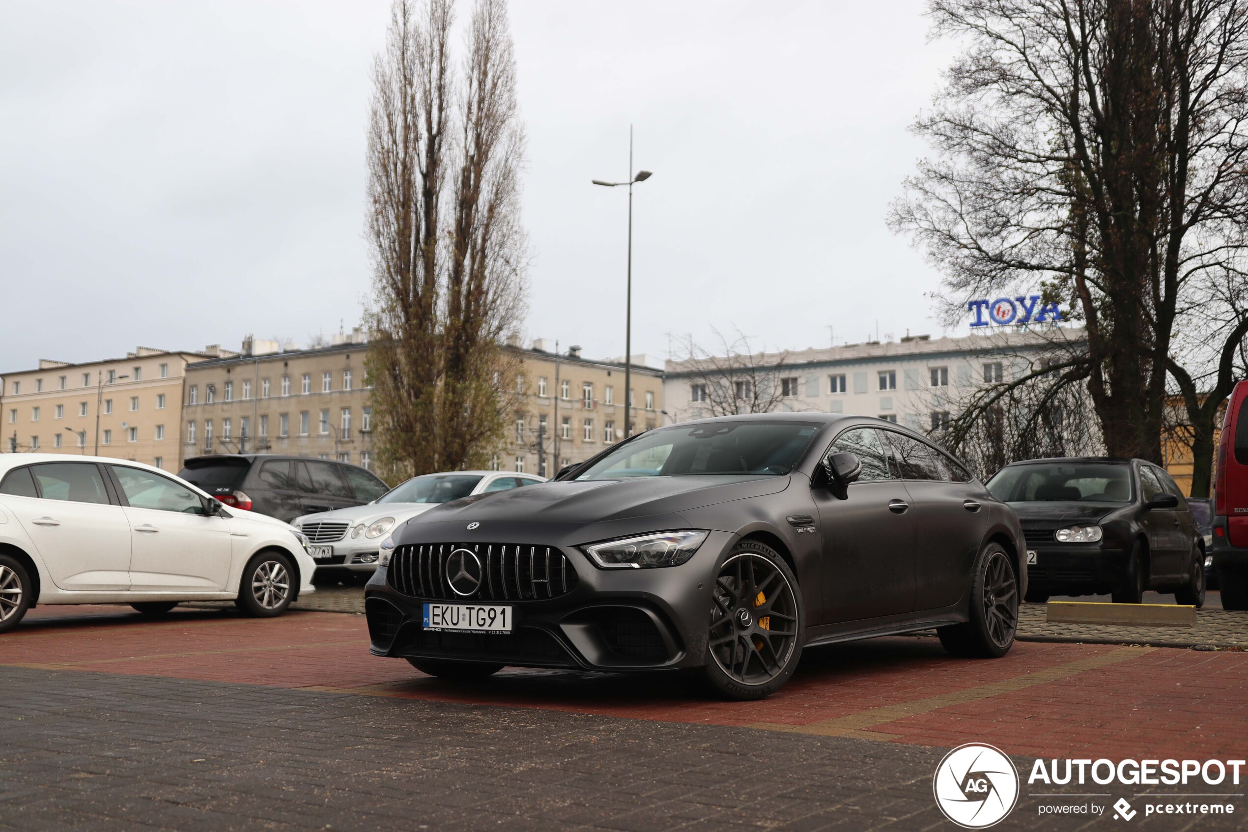 Mercedes-AMG GT 63 S X290