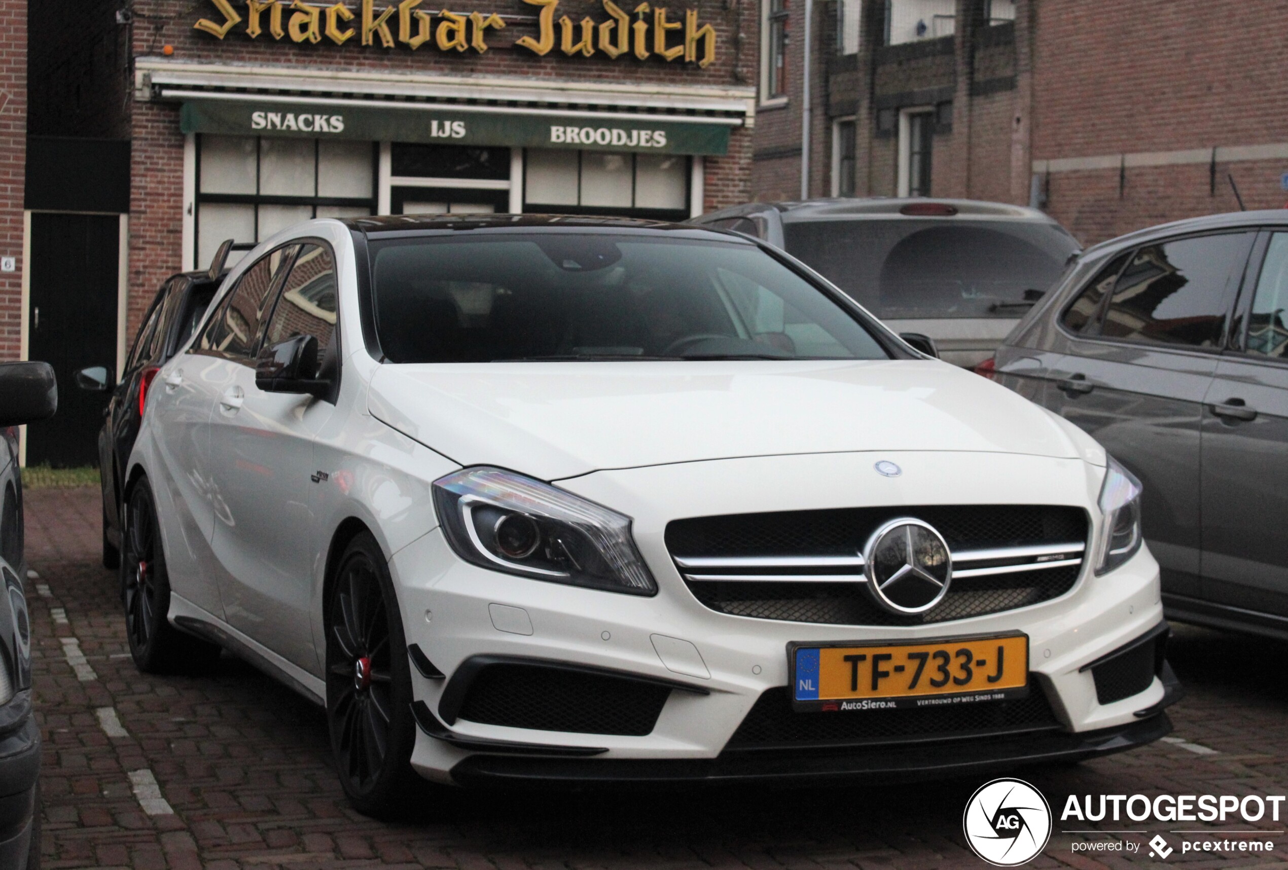 Mercedes-Benz A 45 AMG Edition 1