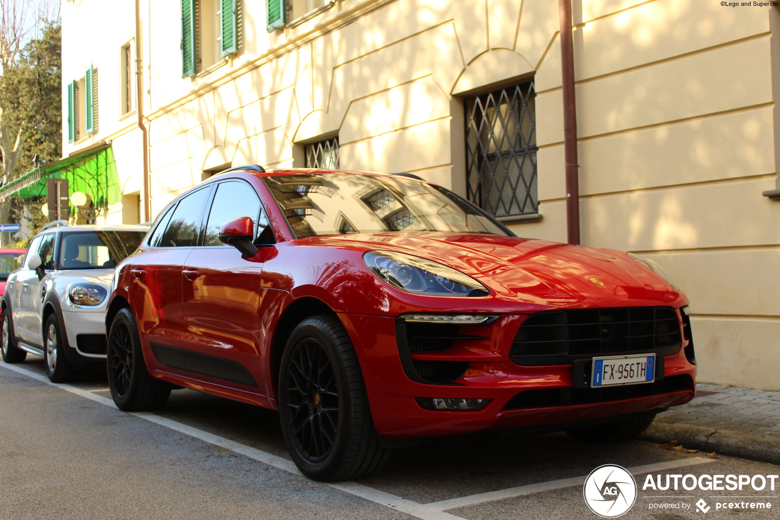 Porsche 95B Macan GTS