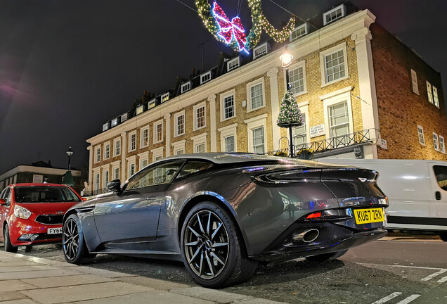 Aston Martin DB11