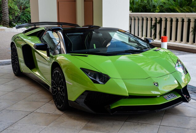 Lamborghini Aventador LP750-4 SuperVeloce Roadster