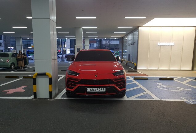 Lamborghini Urus