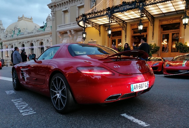 Mercedes-Benz SLS AMG