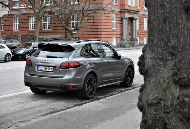 Porsche 958 Cayenne GTS