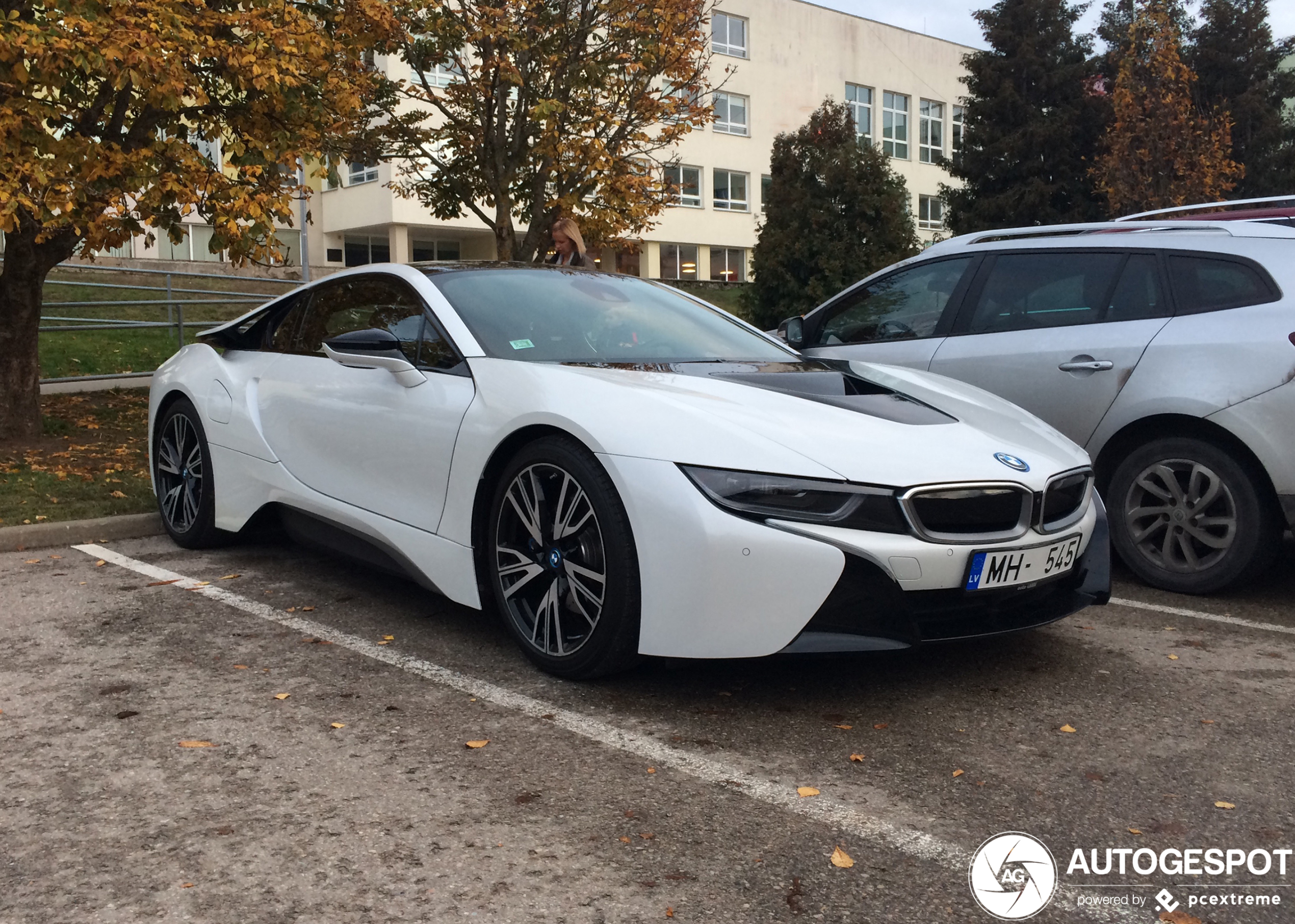 BMW i8