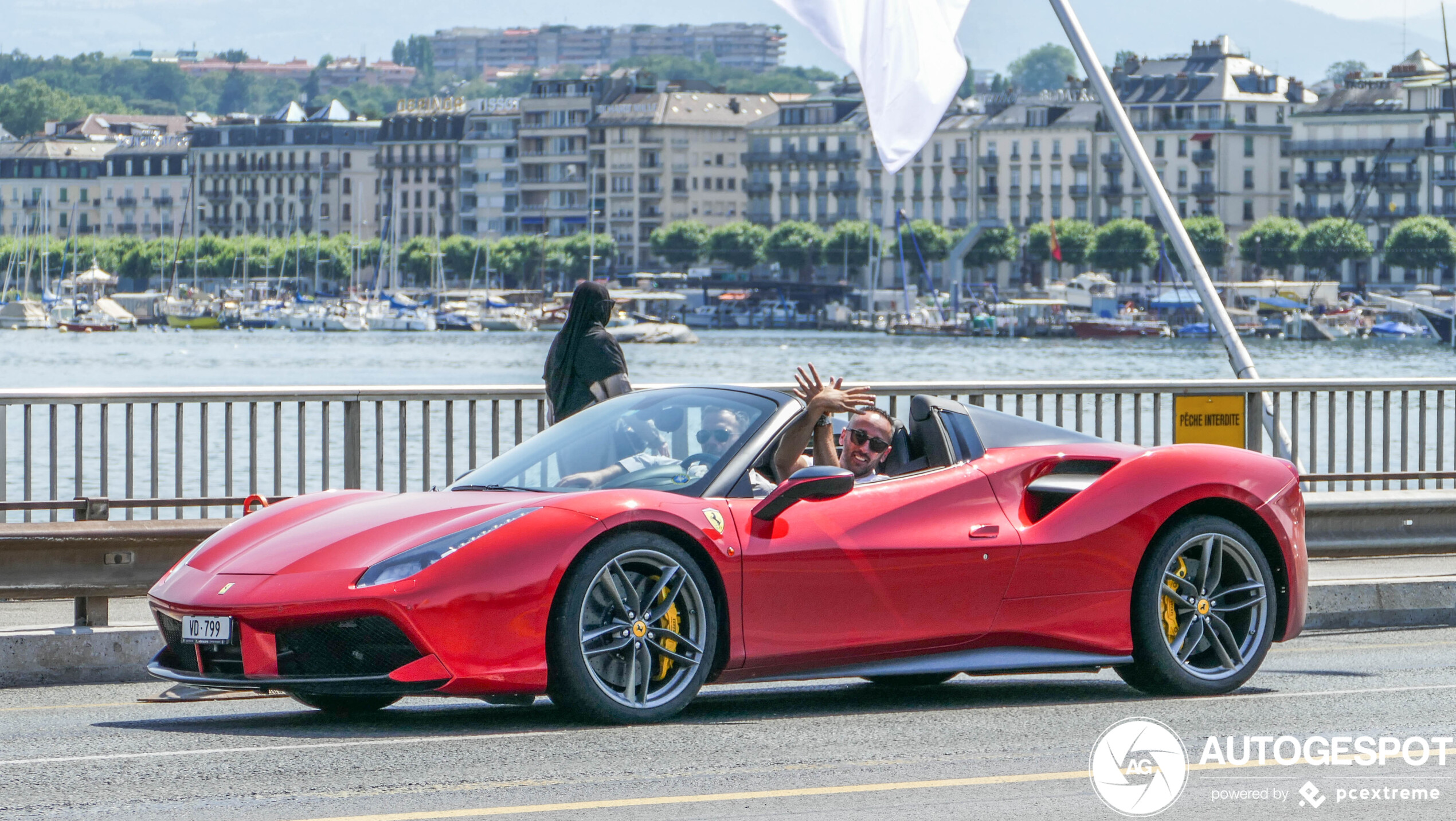 Ferrari 488 Spider