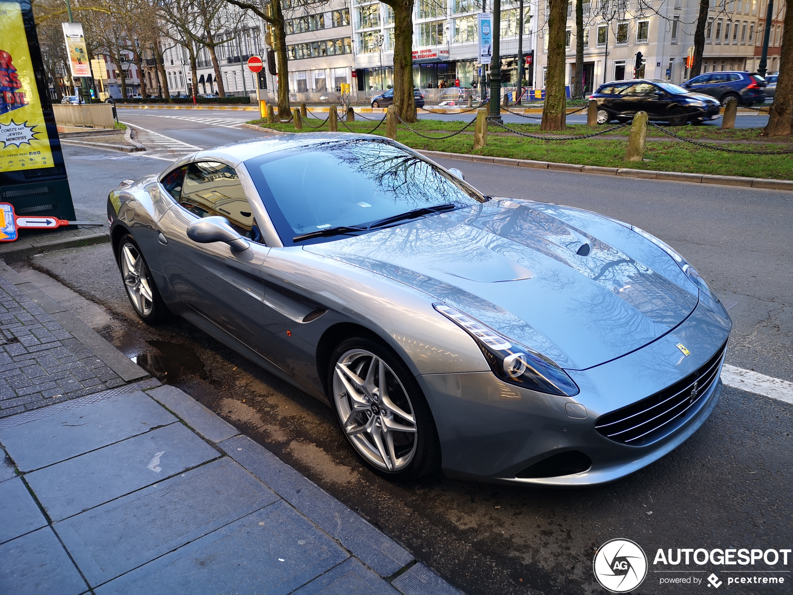 Ferrari California T