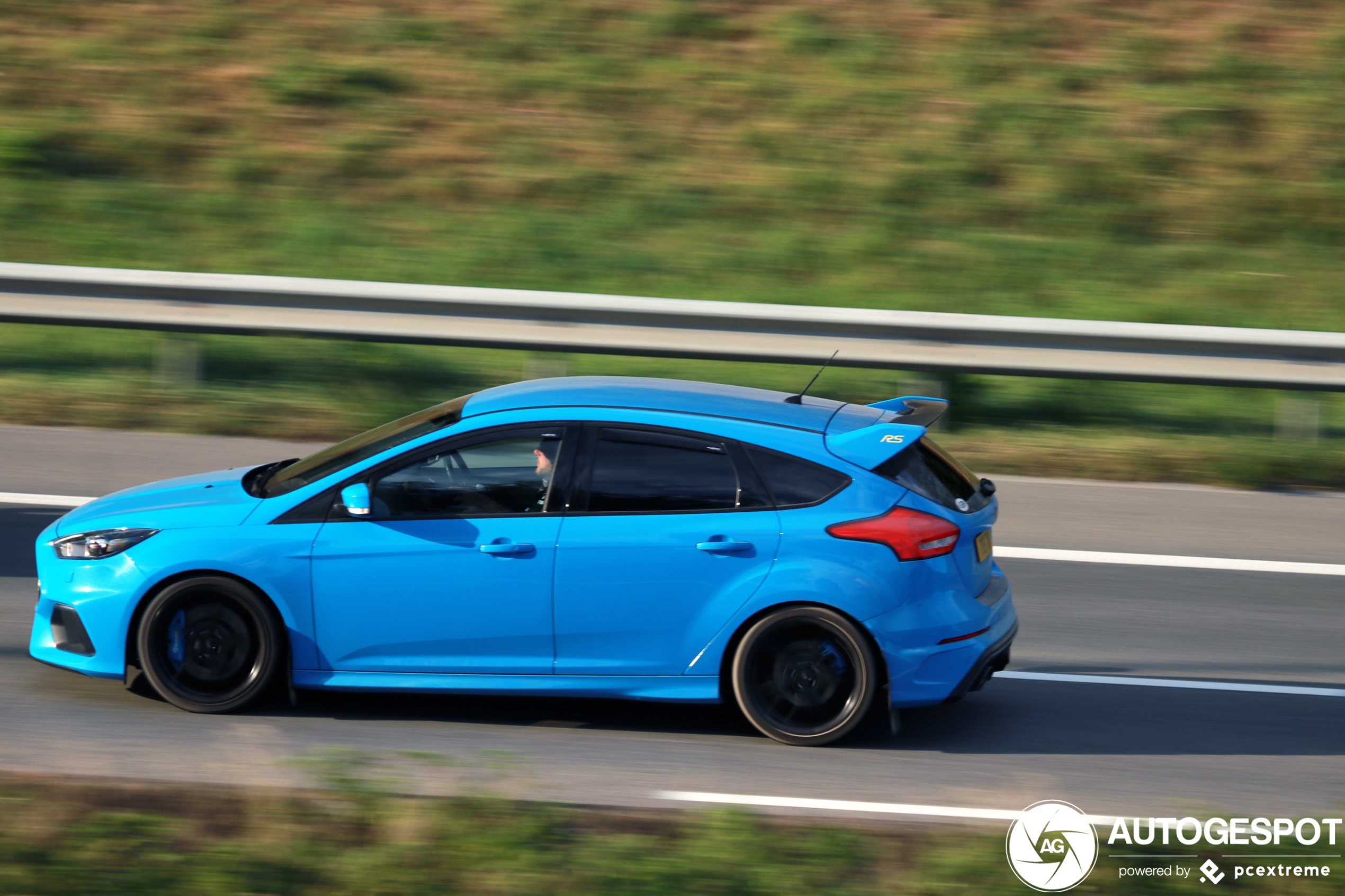 Ford Focus RS 2015 Mountune M380