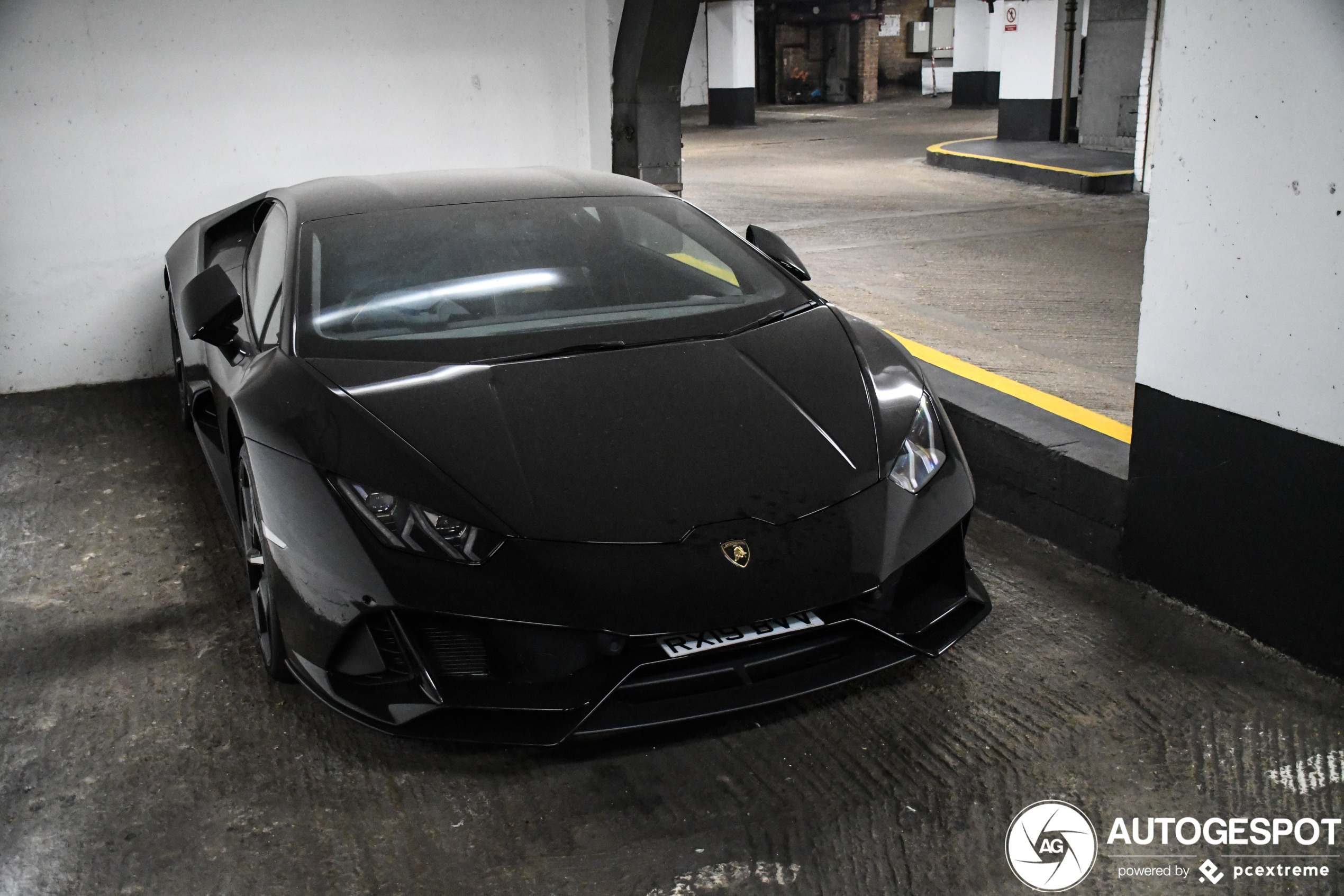 Lamborghini Huracán LP640-4 EVO