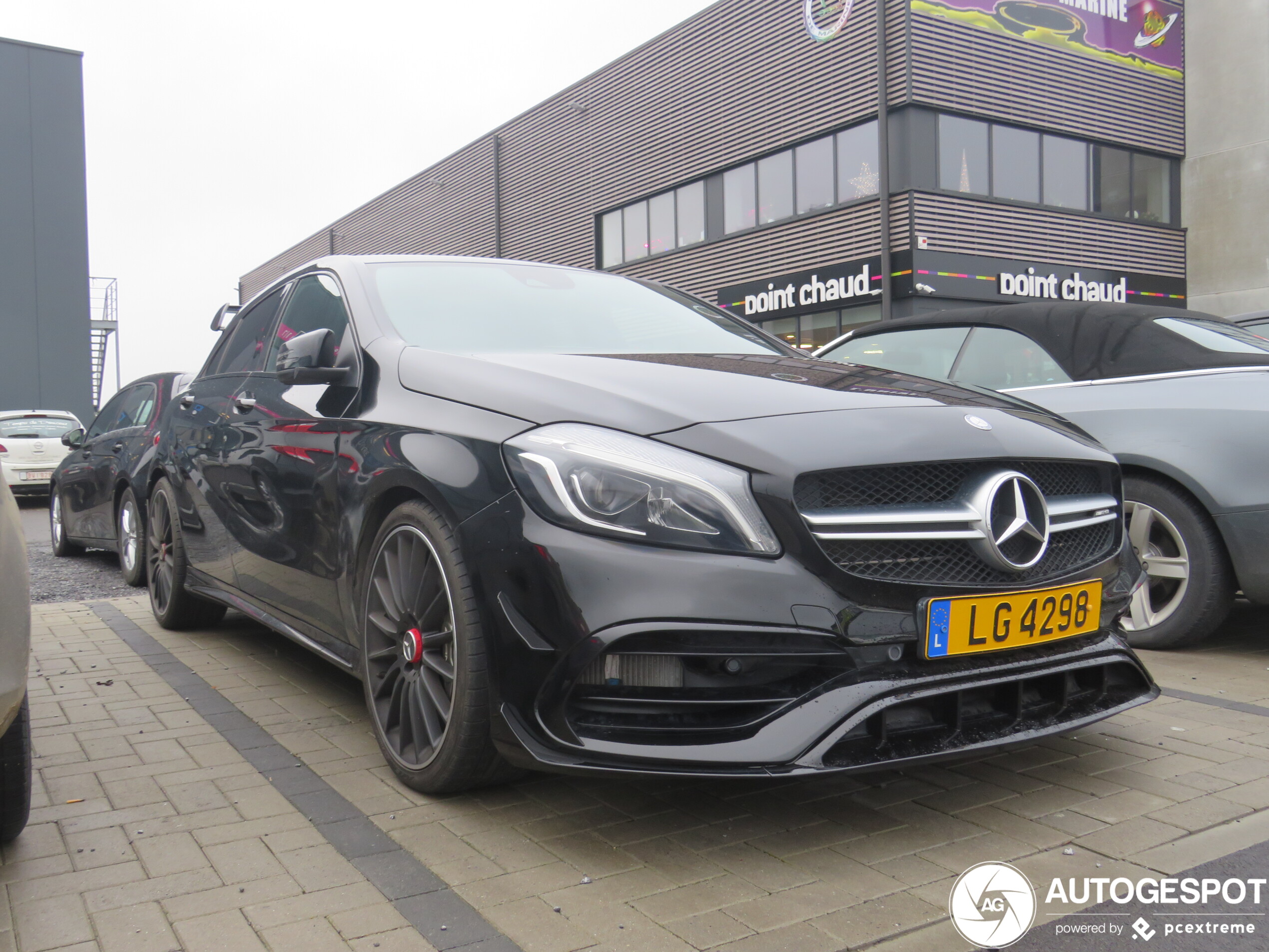 Mercedes-AMG A 45 W176 2015