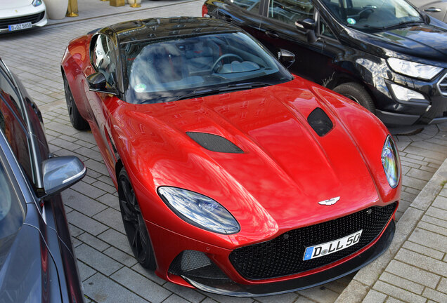 Aston Martin DBS Superleggera