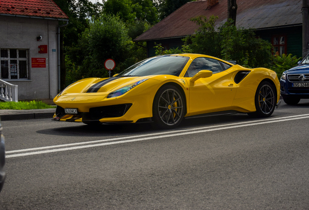 Ferrari 488 Pista