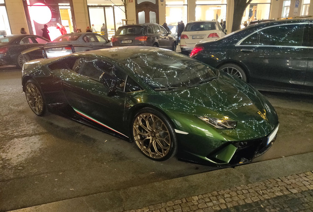 Lamborghini Huracán LP640-4 Performante