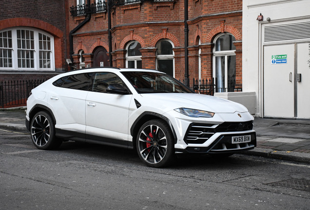 Lamborghini Urus