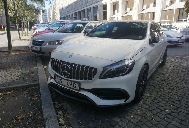 Mercedes-AMG A 45 W176 2015