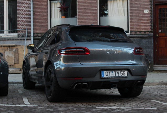 Porsche 95B Macan Turbo