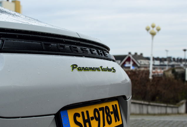 Porsche 971 Panamera Turbo S E-Hybrid