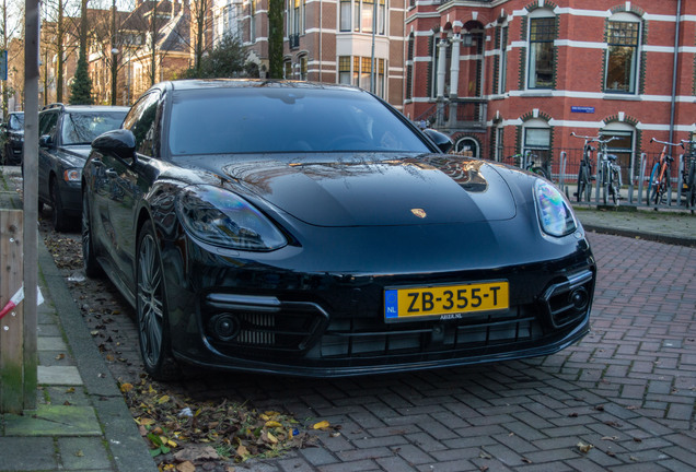 Porsche 971 Panamera Turbo S E-Hybrid Executive