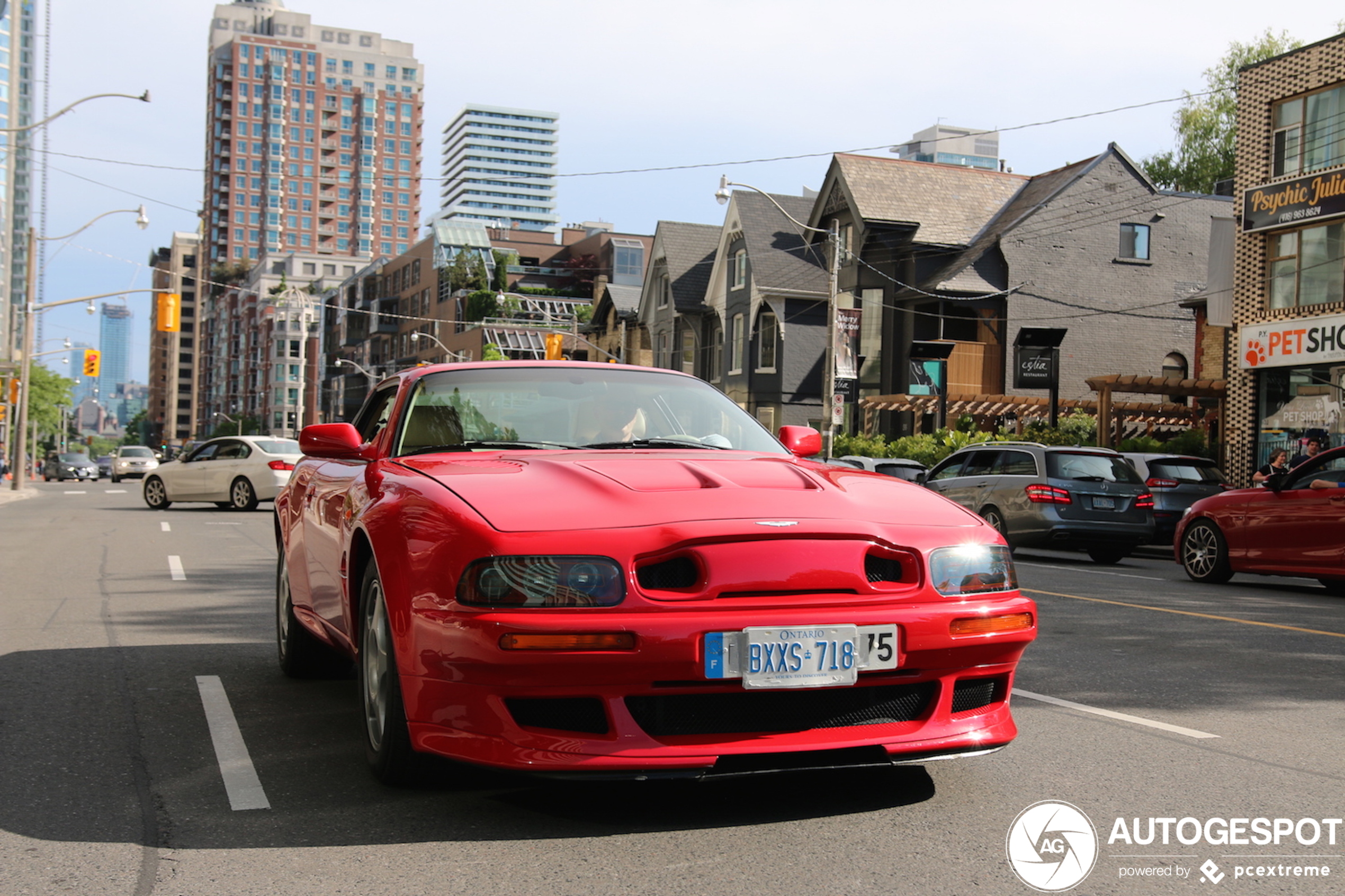 Prachtige Aston Martin V8 Vantage Le Mans duikt op in Toronto