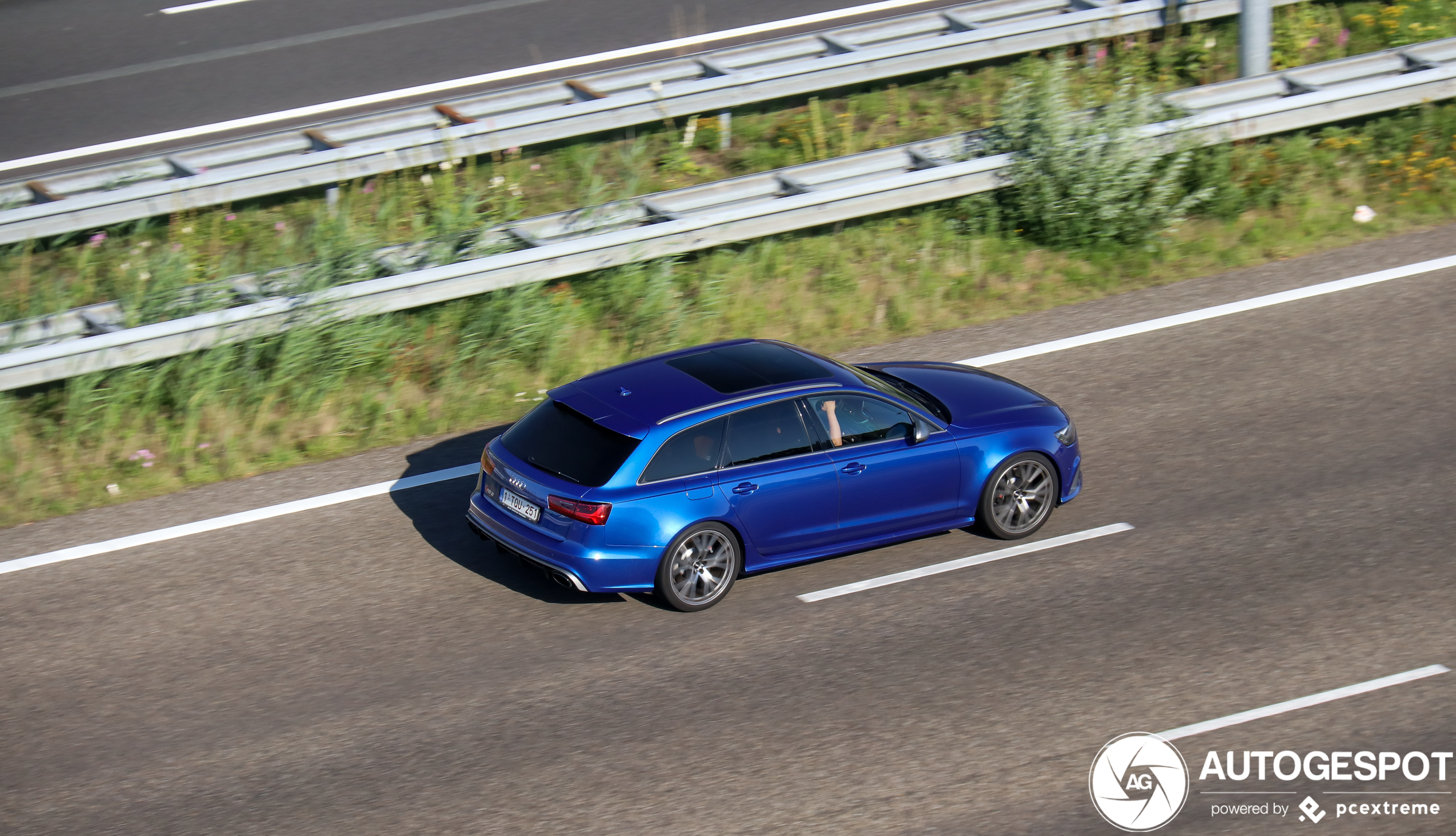 Audi RS6 Avant C7 2015