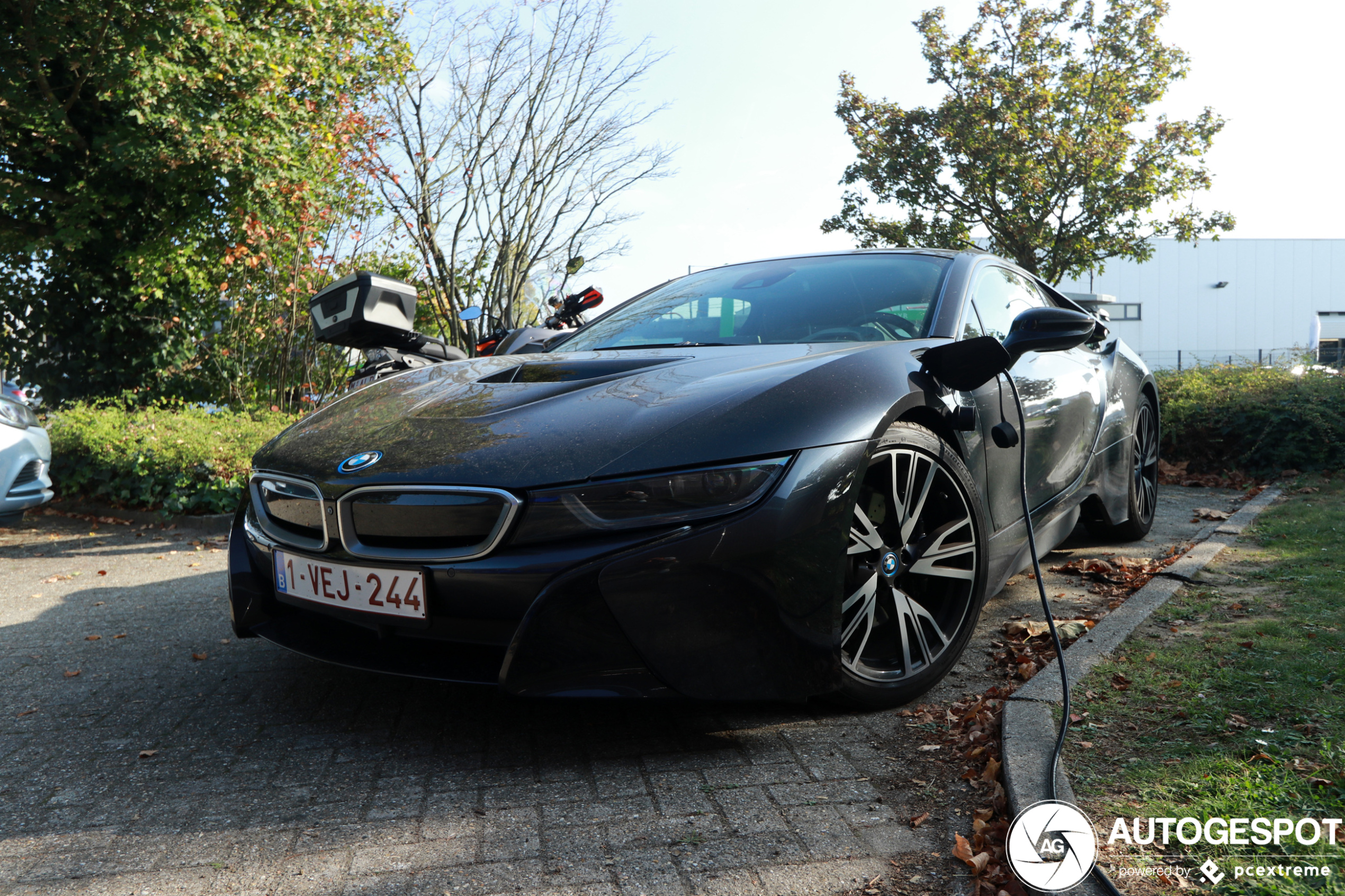 BMW i8