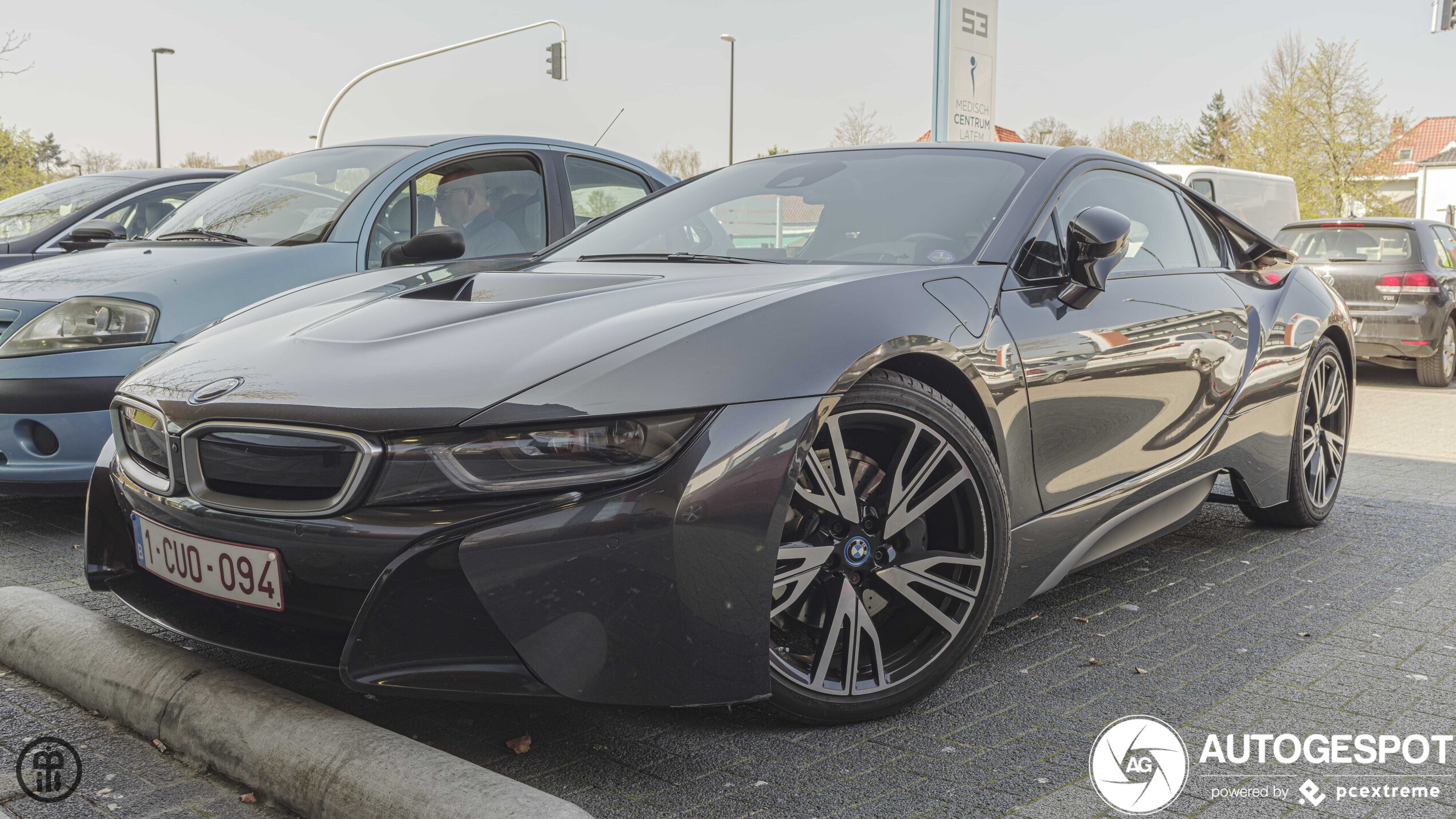 BMW i8