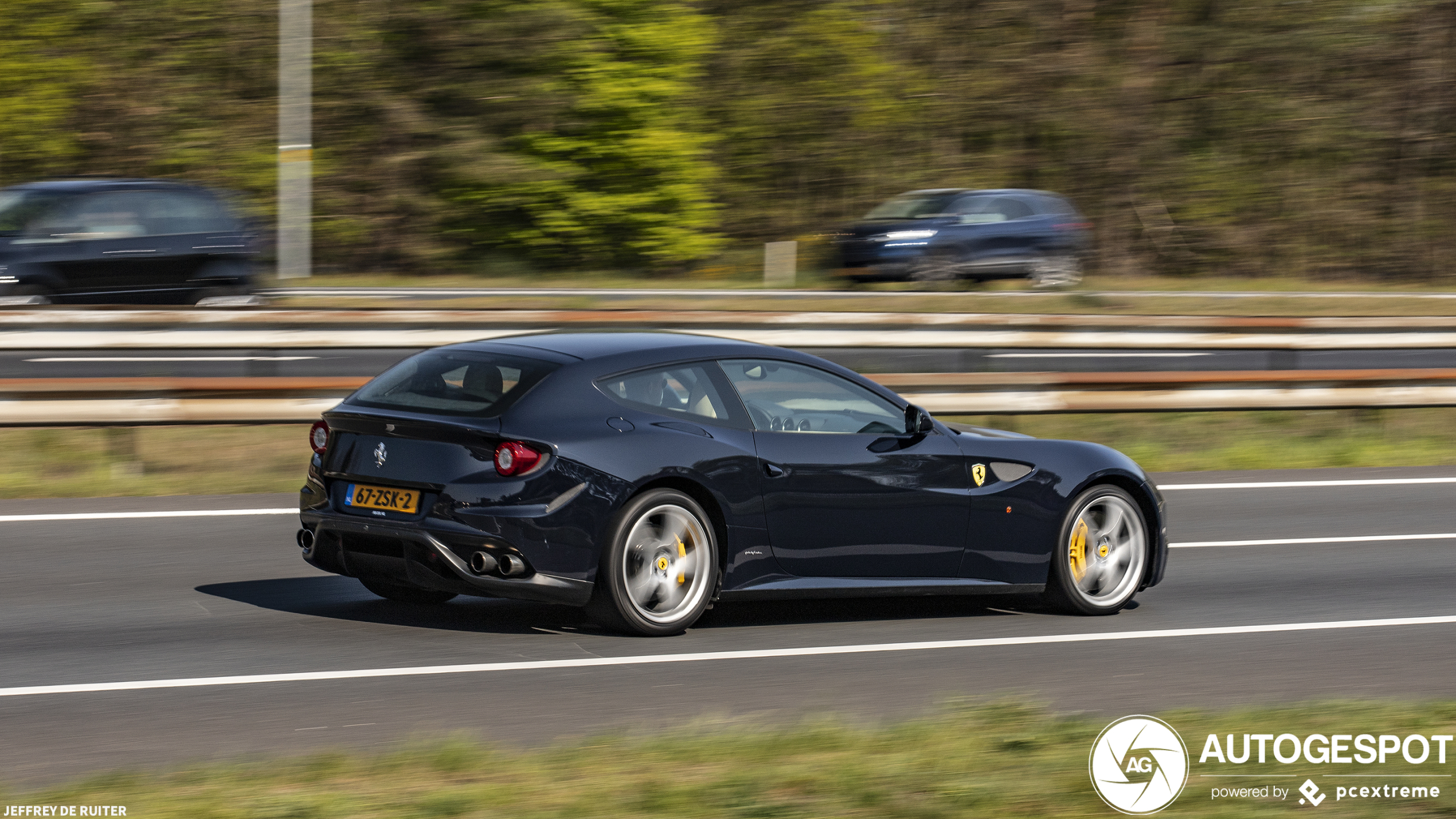 Ferrari FF