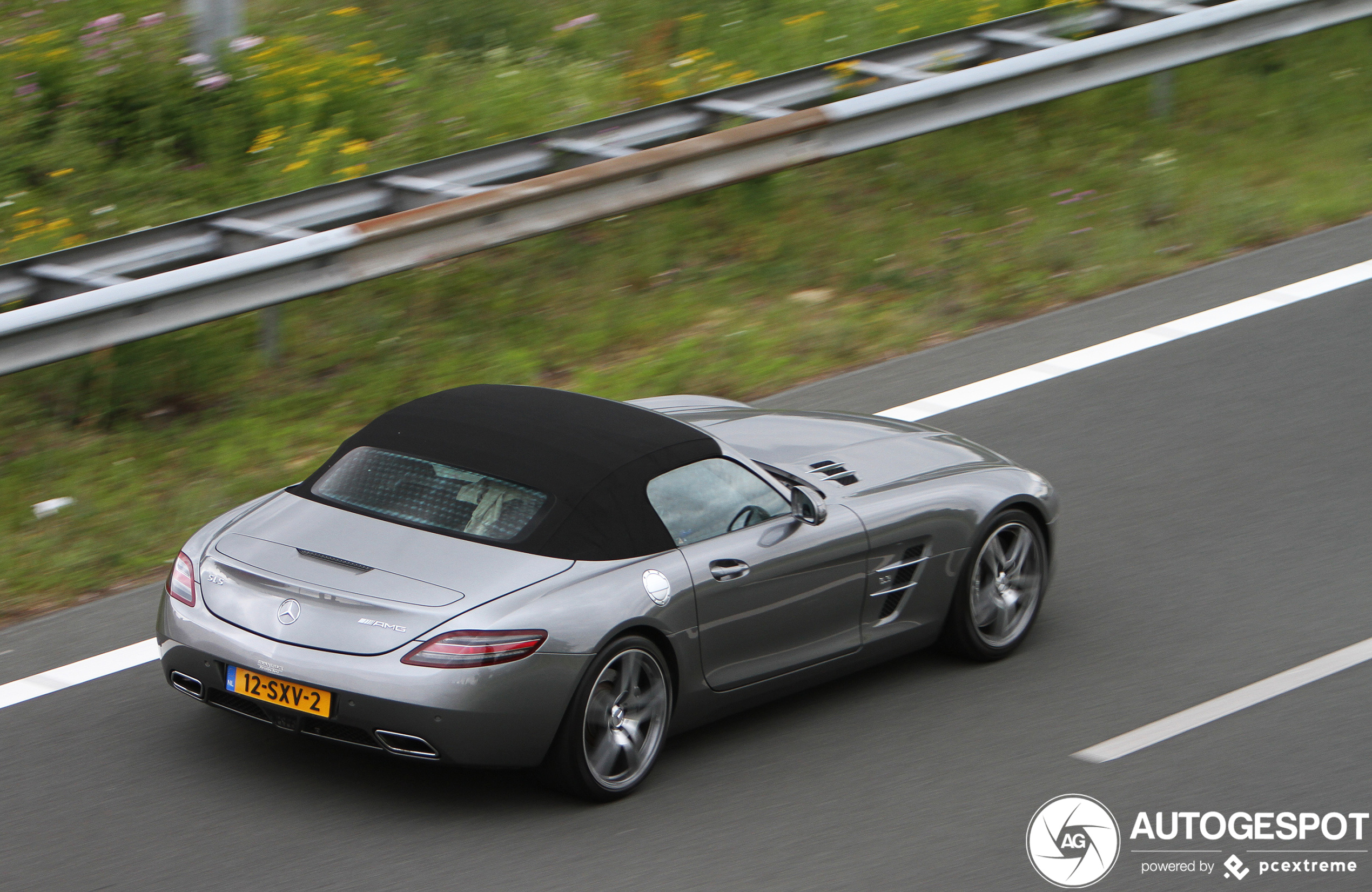 Mercedes-Benz SLS AMG Roadster