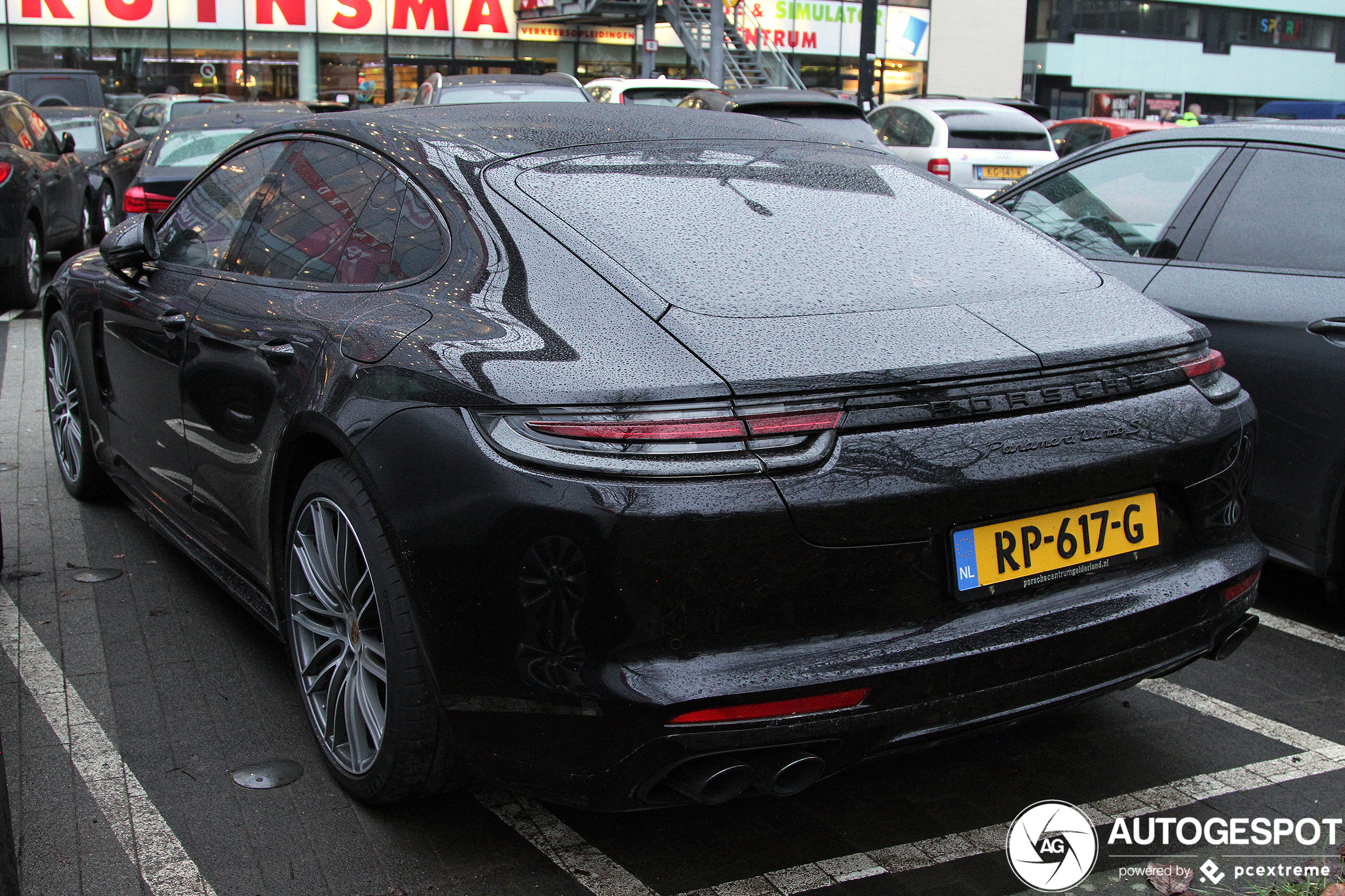 Porsche 971 Panamera Turbo S E-Hybrid