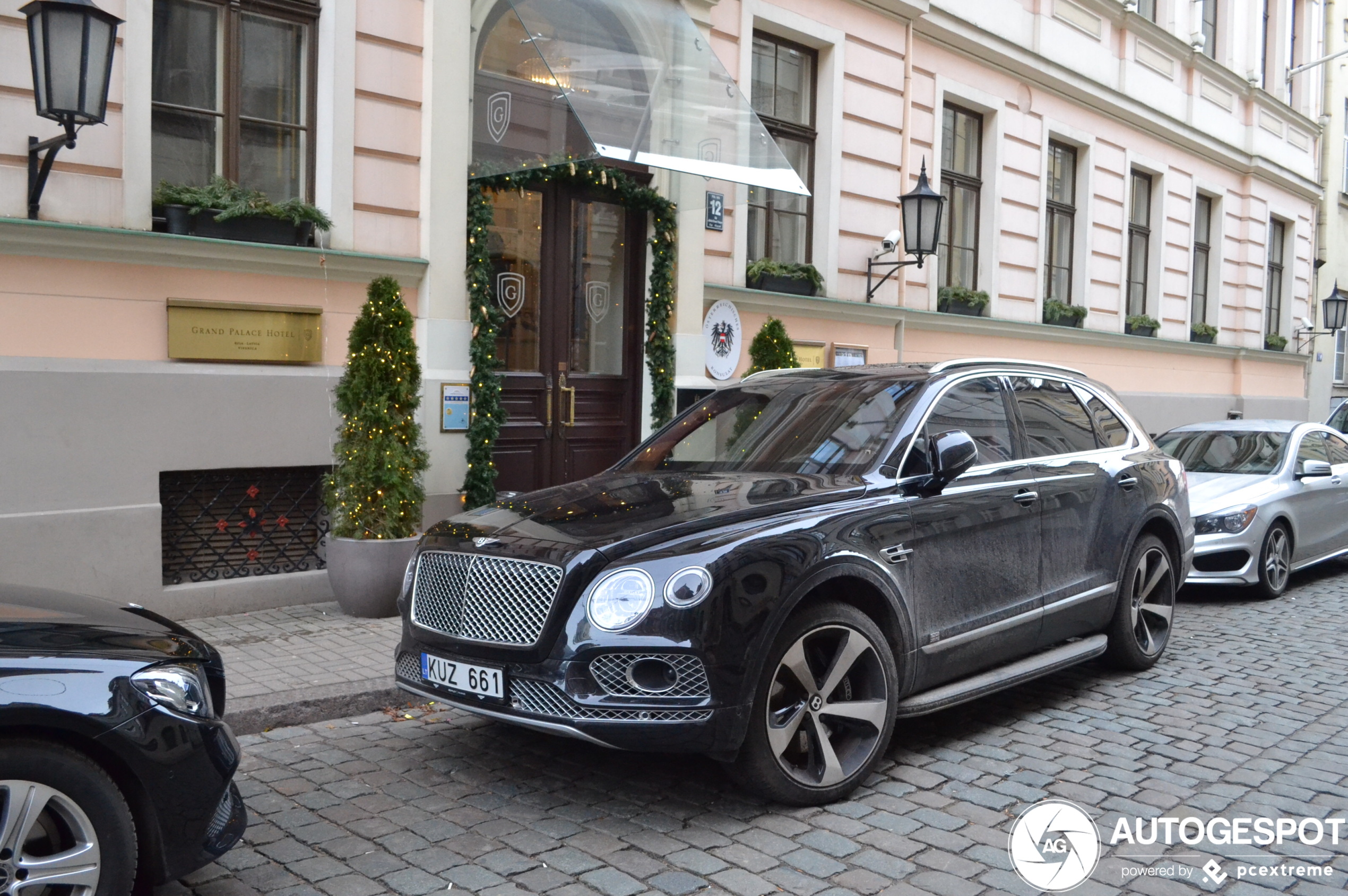 Bentley Bentayga V8