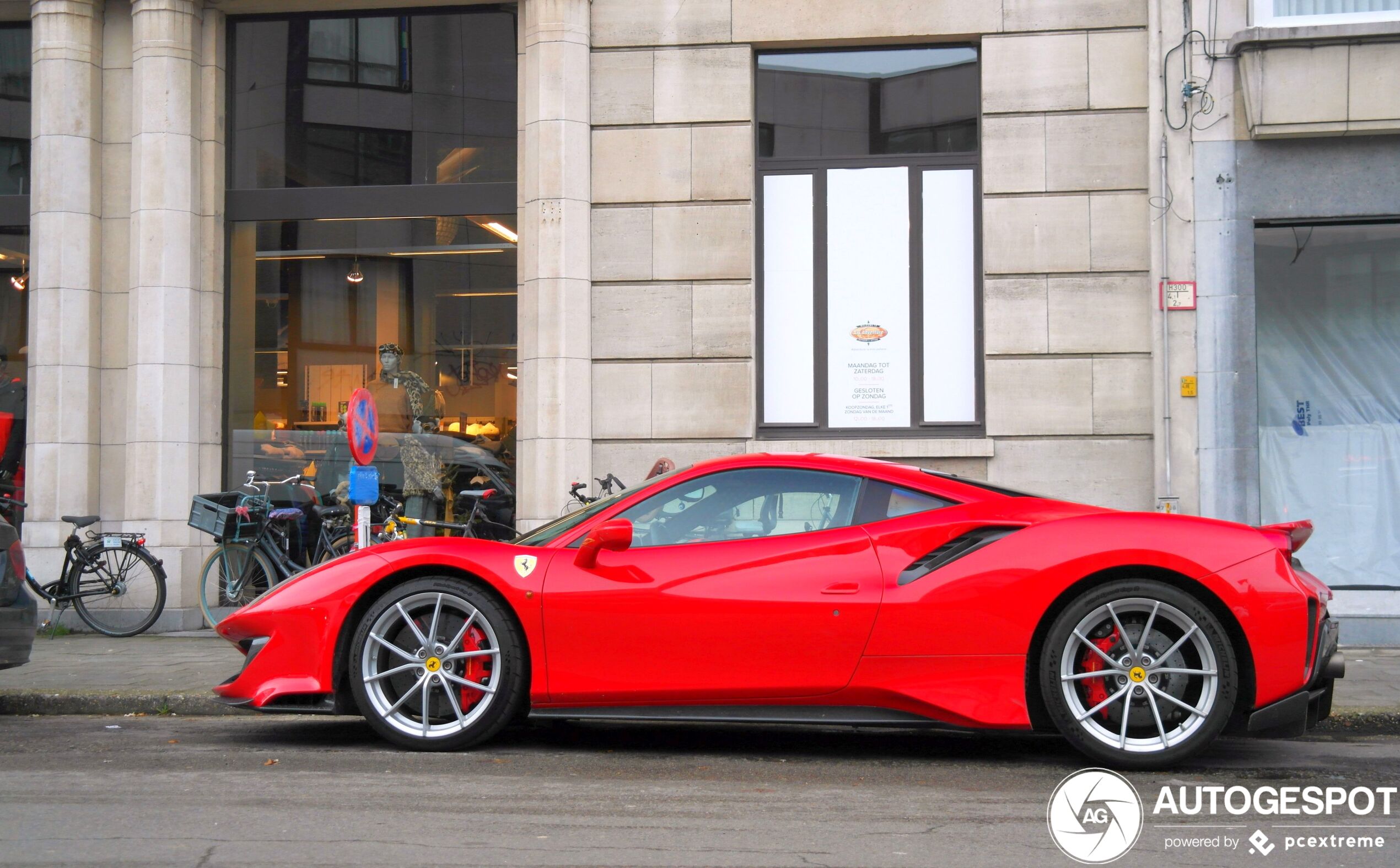 Ferrari 488 Pista