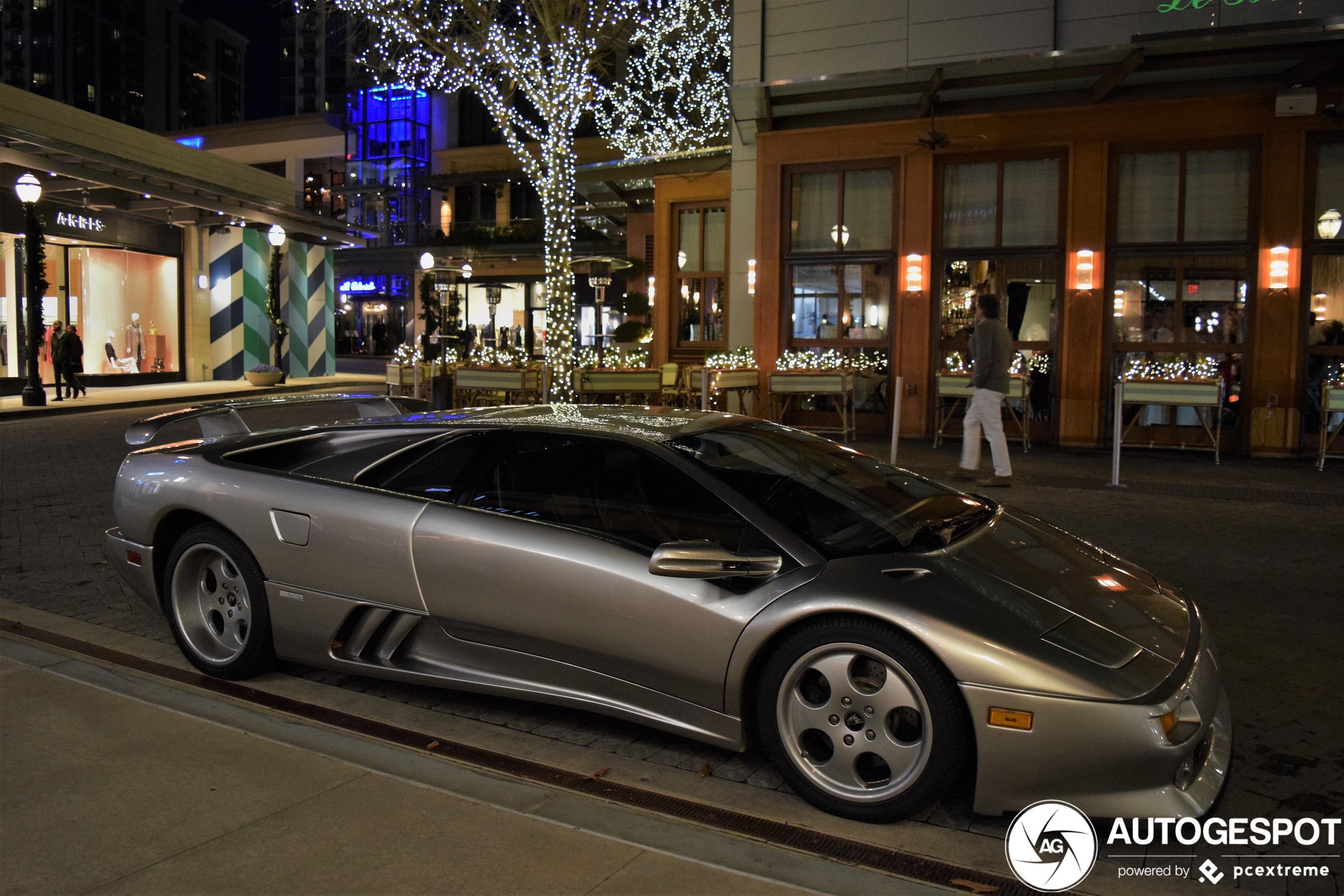 Lamborghini Diablo SE30 werd gespot als afsluiter van het jaar