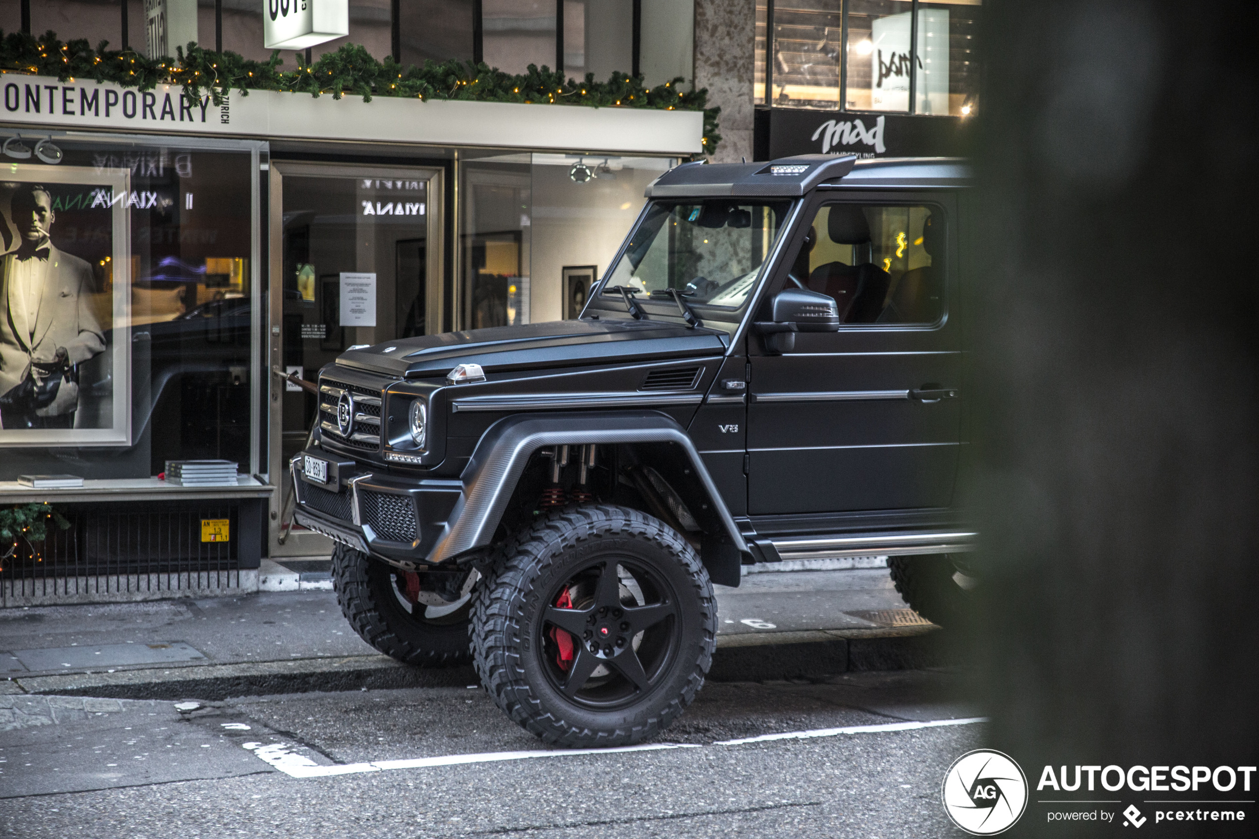 Mercedes-Benz Brabus G 500 4x4² B40S-550