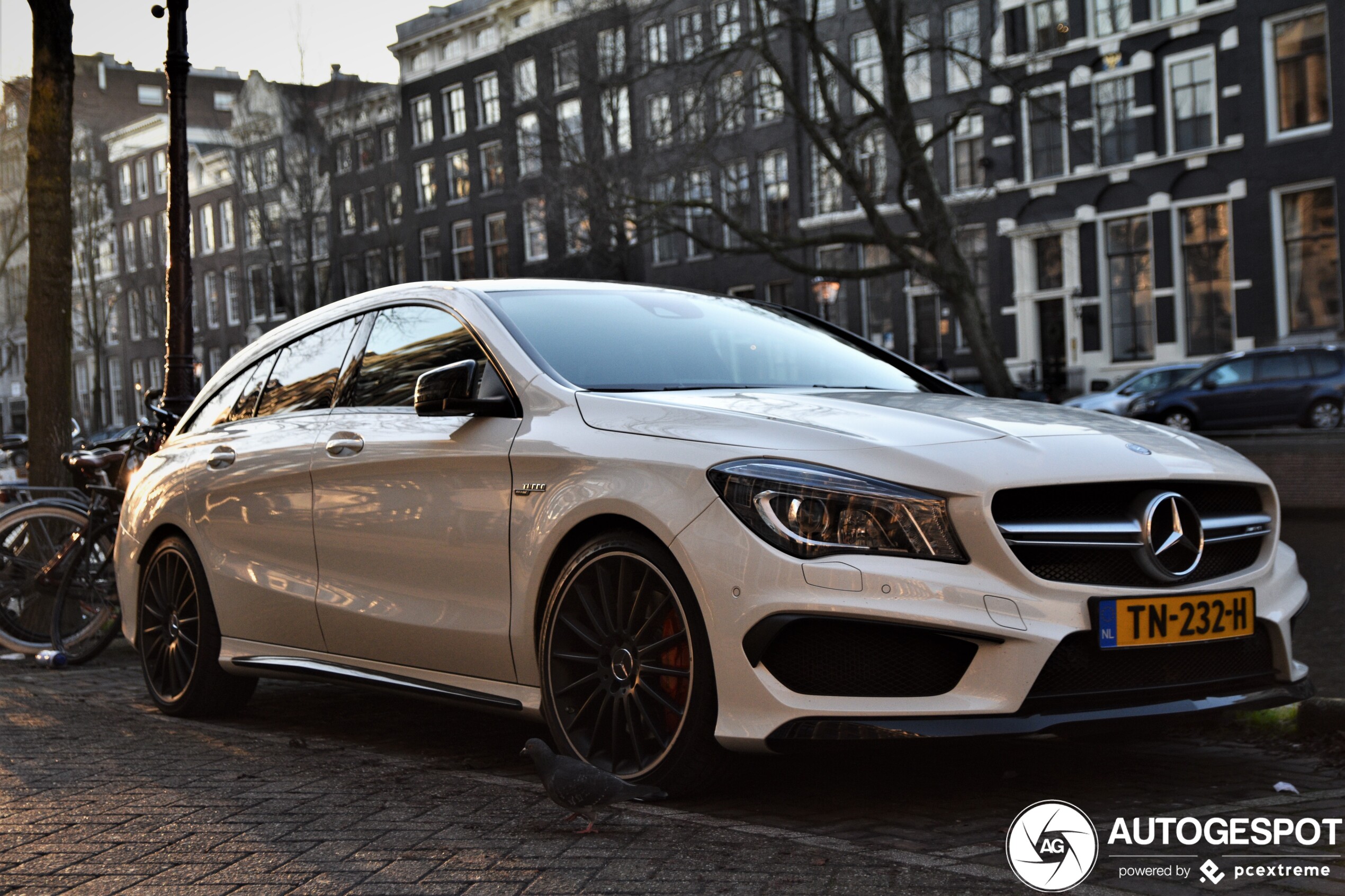 Mercedes-AMG CLA 45 Shooting Brake X117