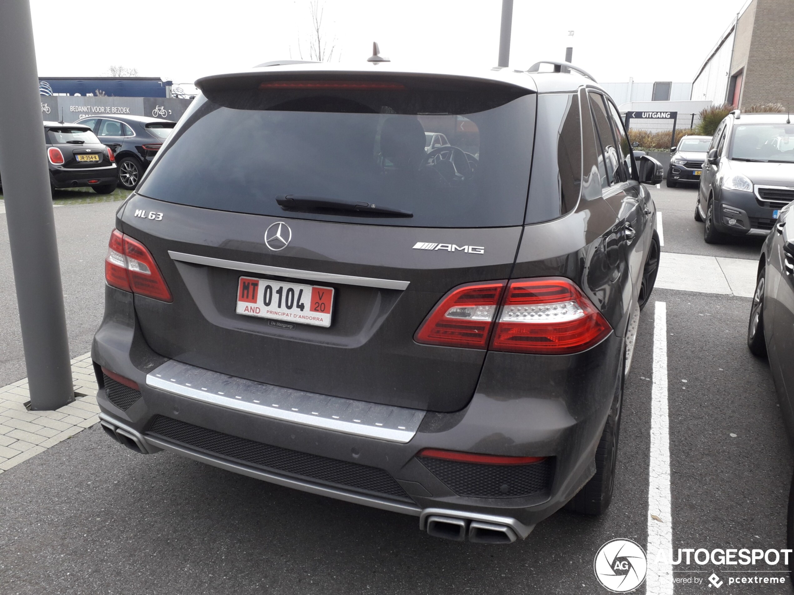 Mercedes-Benz ML 63 AMG W166