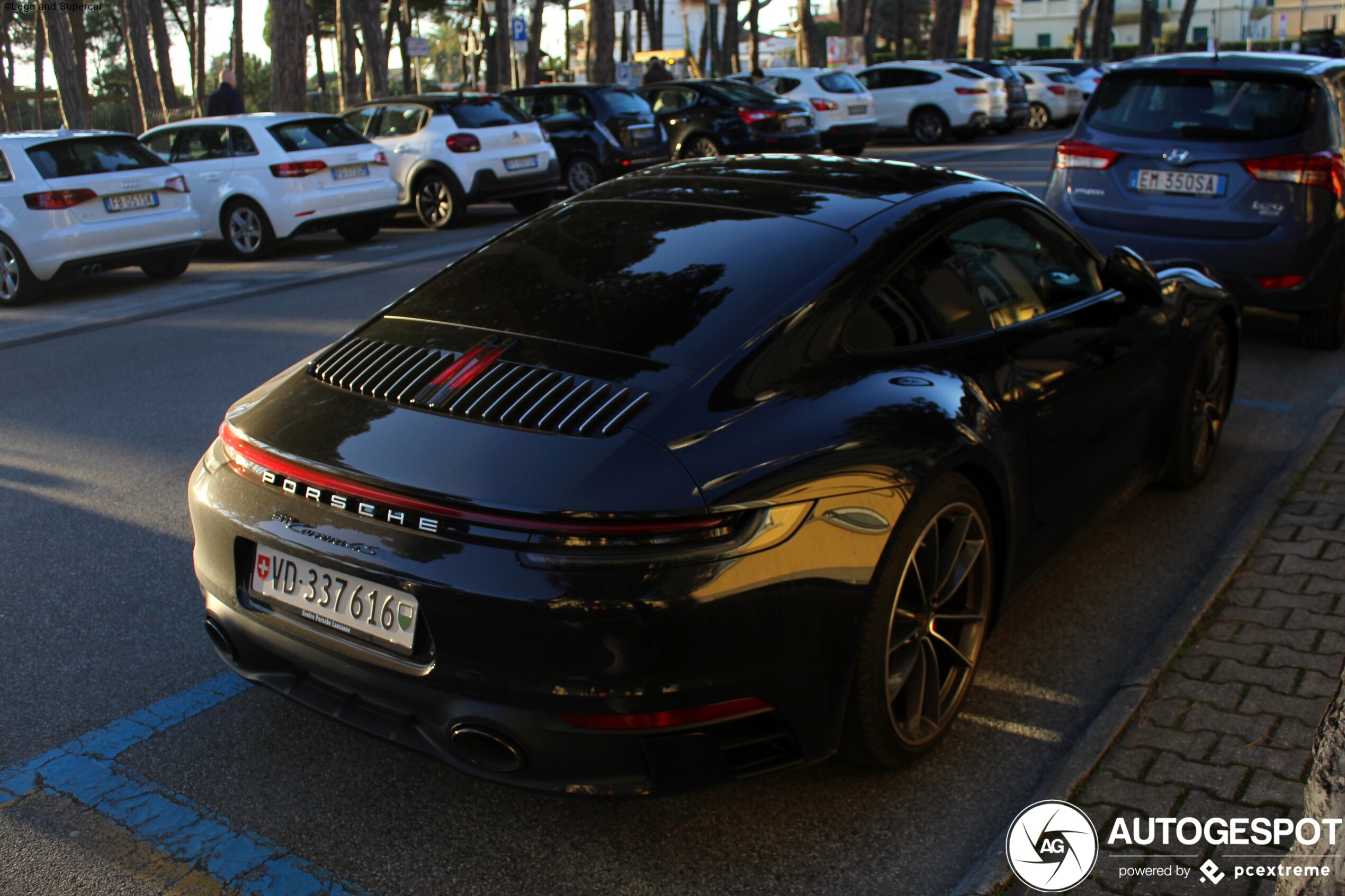 Porsche 992 Carrera 4S