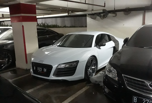 Audi R8 V10 Plus 2013