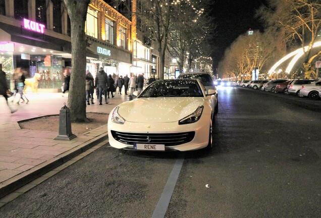 Ferrari GTC4Lusso T