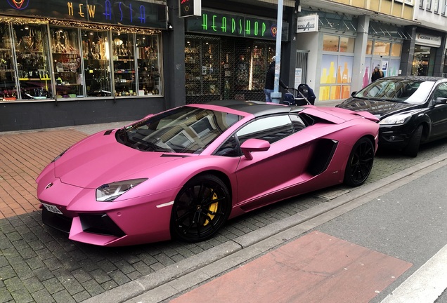 Lamborghini Aventador LP700-4 Roadster