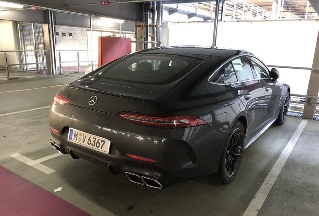 Mercedes-AMG GT 63 S X290