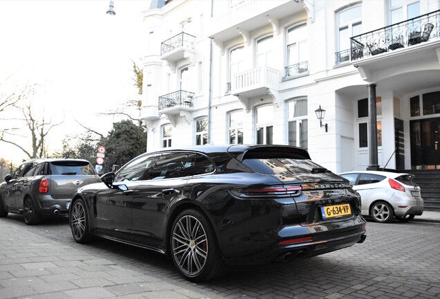 Porsche 971 Panamera Turbo Sport Turismo