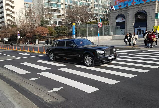 Rolls-Royce Phantom EWB Series II