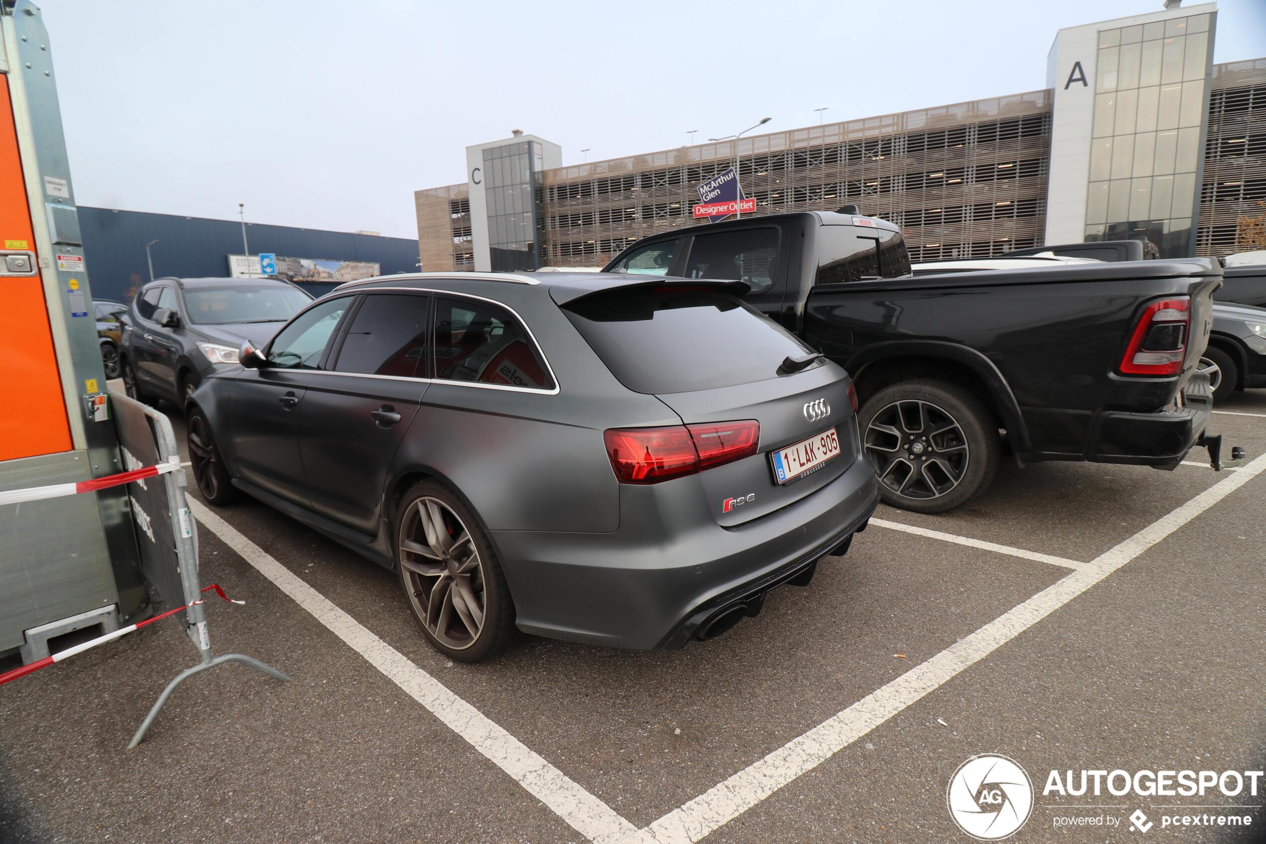 Audi RS6 Avant C7 2015