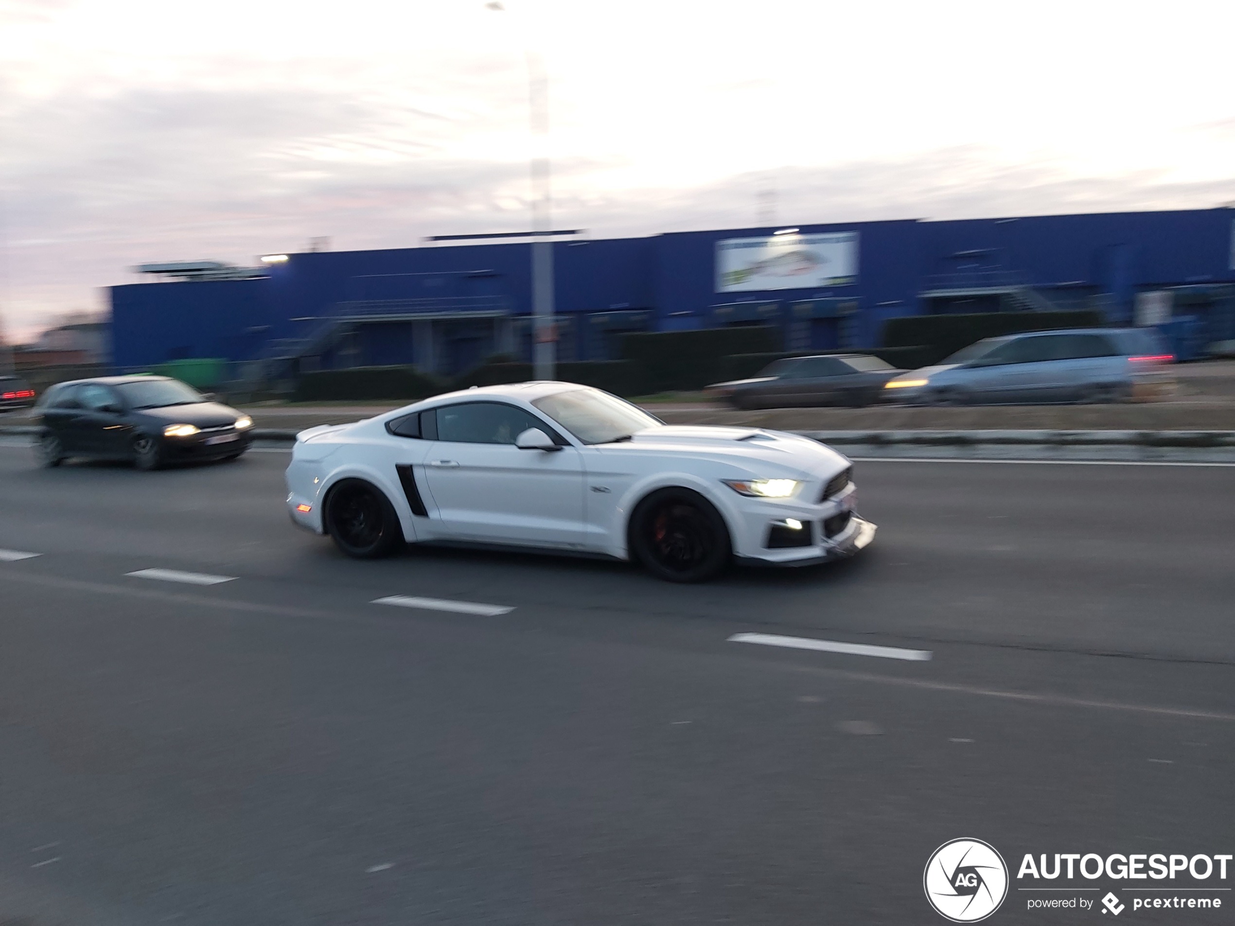 Ford Mustang Roush Stage 2 2015