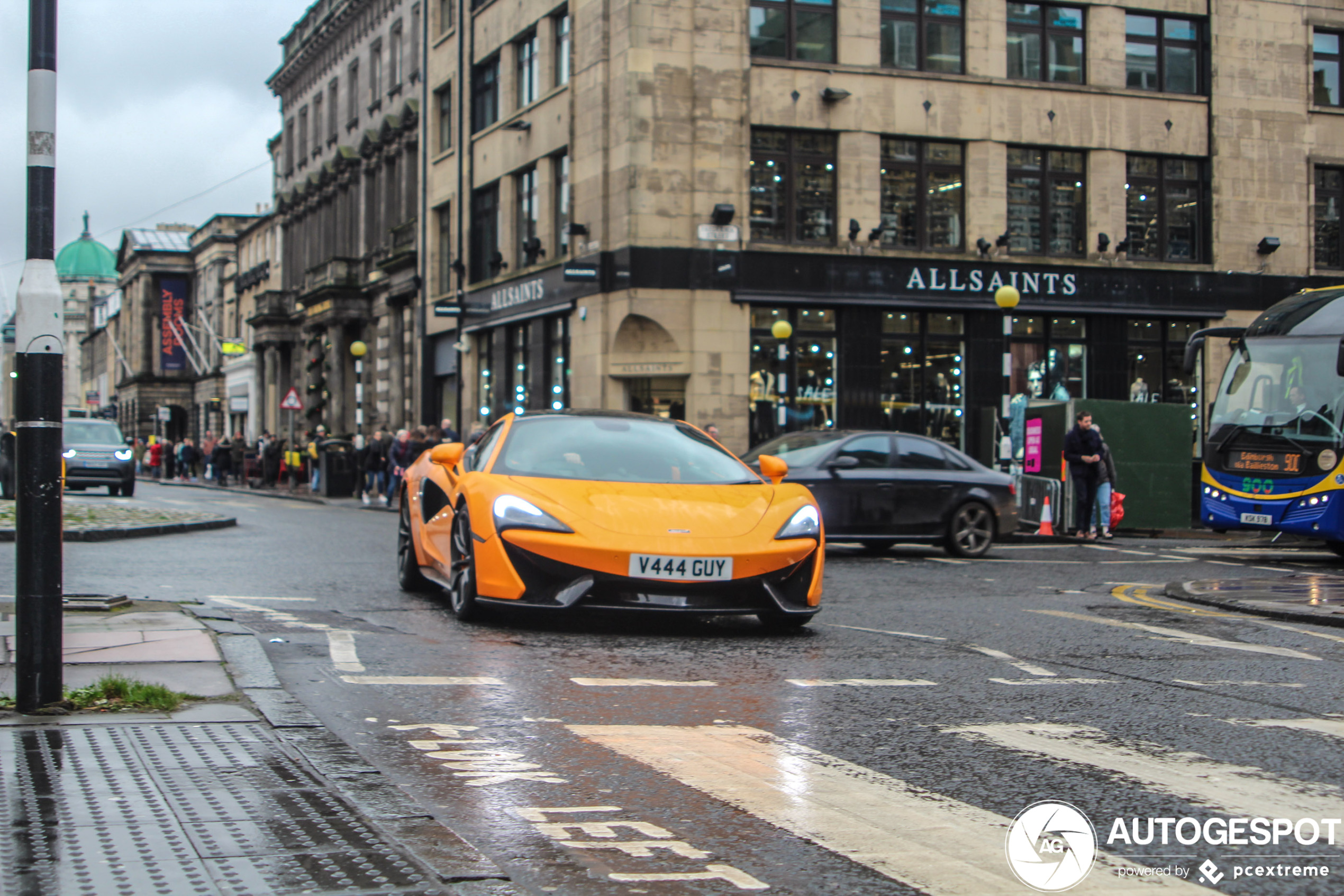 McLaren 570GT