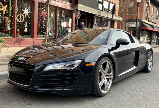 Audi R8