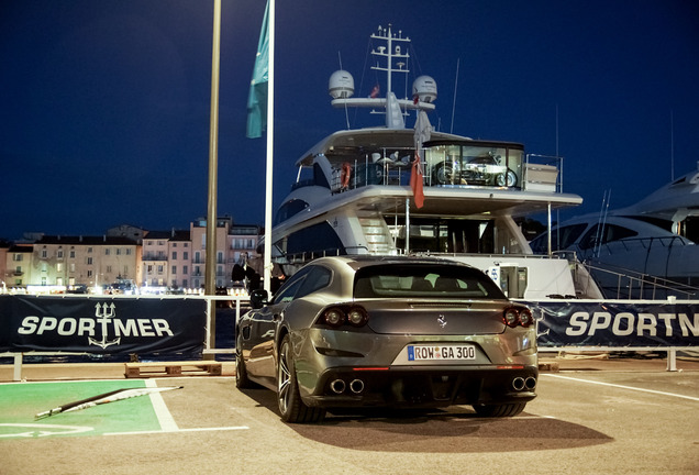 Ferrari GTC4Lusso