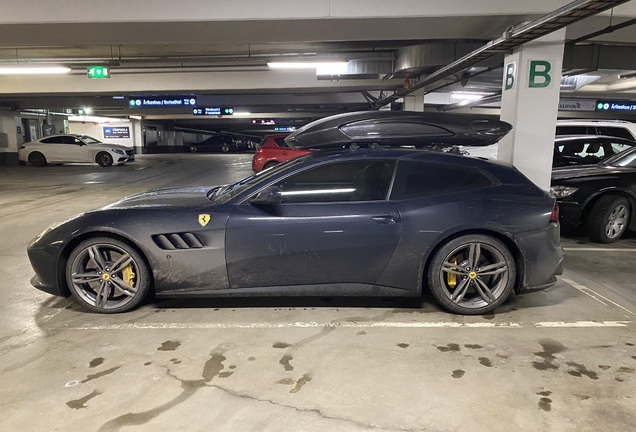 Ferrari GTC4Lusso