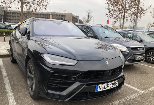 Lamborghini Urus